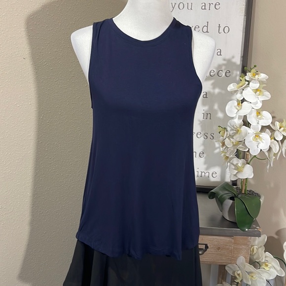 Navy Sleeveless Tank Top - Picture 1 of 4